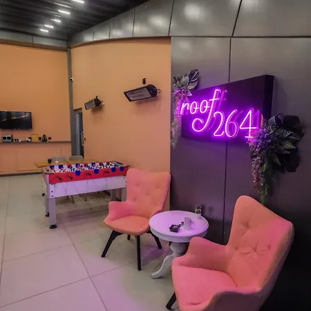 Roof 264 & Отель