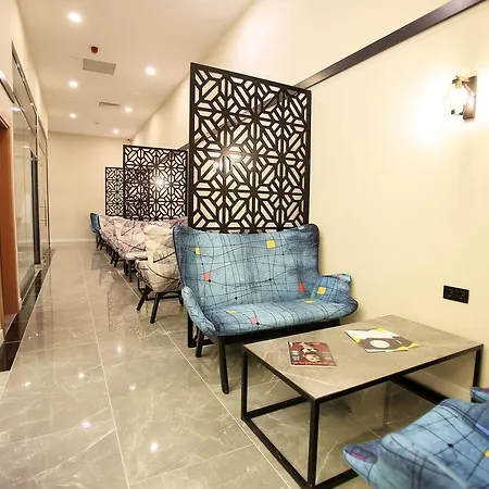 Roof 264 & Hotel 3*