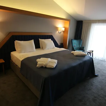 Roof 264 & 3* Sakarya (Marmara)