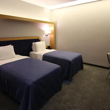 Roof 264 & Hotel Sakarya (Marmara)